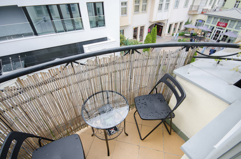 Dom & House - Apartments Port Monte Cassino Sopot Esterno foto